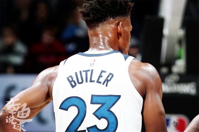 三亚亚沙会丨范俊杰夺得赛会首金 中国队包揽游跑两项个人赛金牌